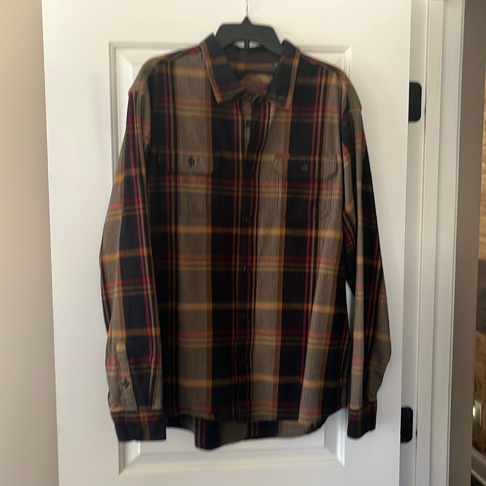 Orvis, multi-colored thick flannel button up.